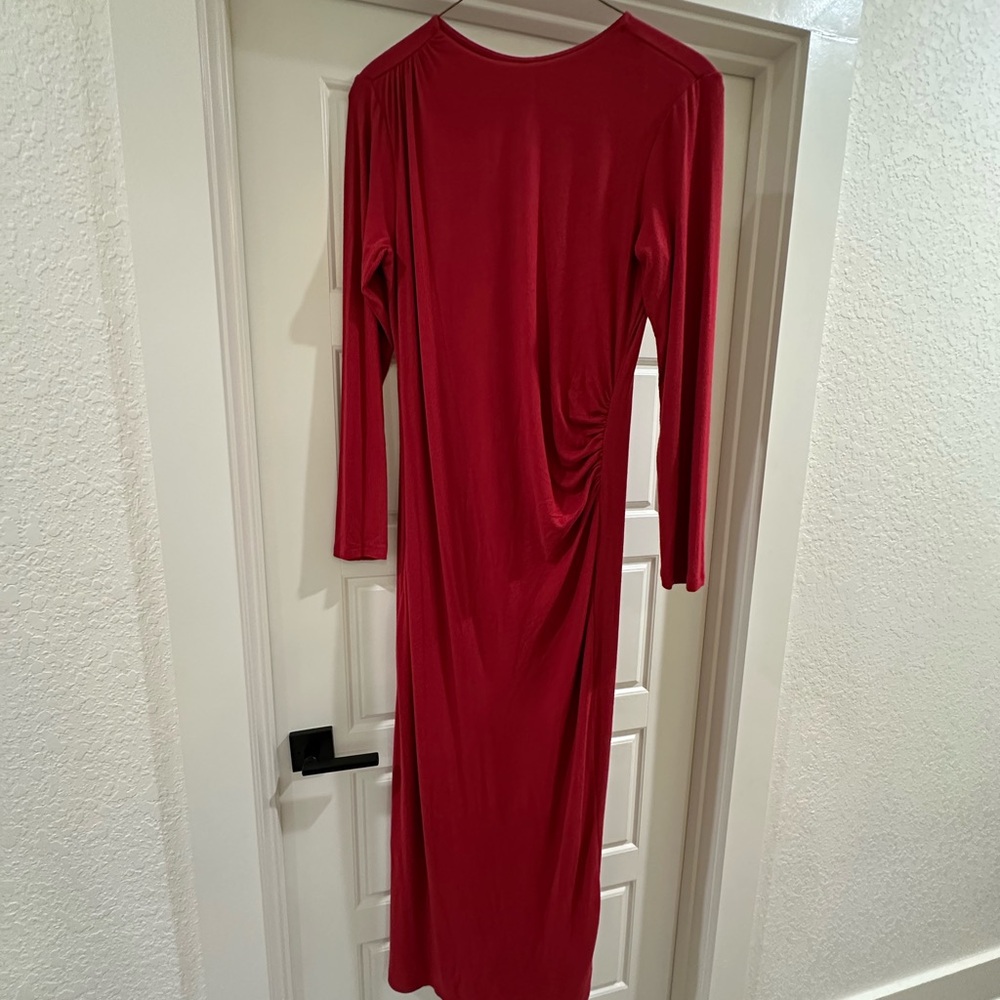 Everly Scarlet Long Sleeve Dress